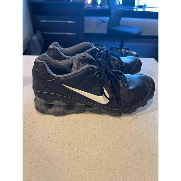 Nike Reax 9‎ TR Cross Training Mens Black/DGrey/White - Size 8 - Picture 1 of 6